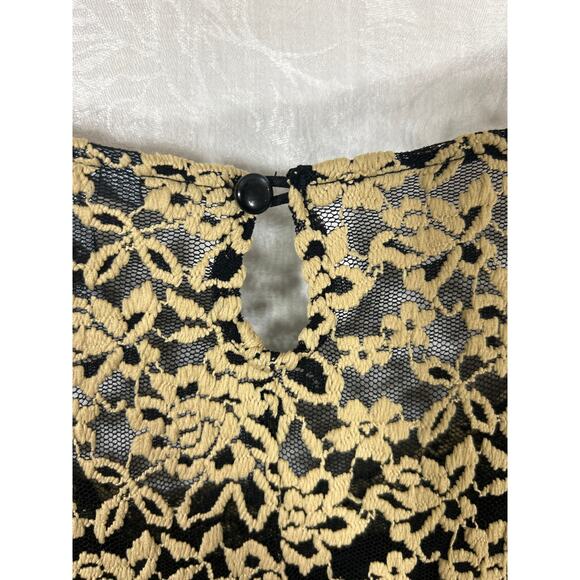 Catherines Top 4X Tan Floral Sheer Black Lined Short Sleeve - Picture 9 of 11